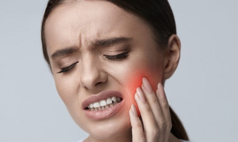 Diş Enfeksiyonu Belirtileri Nelerdir?